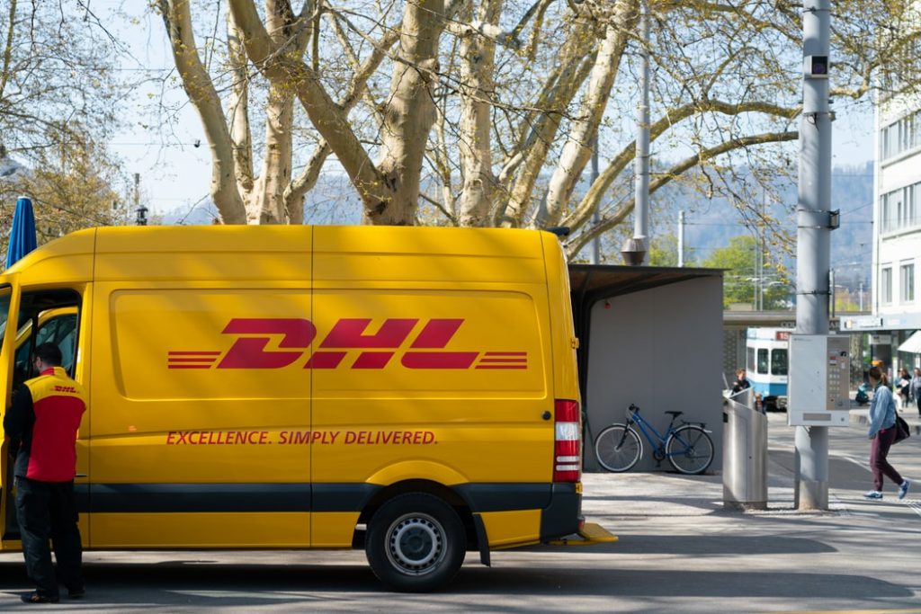 dhl logistics