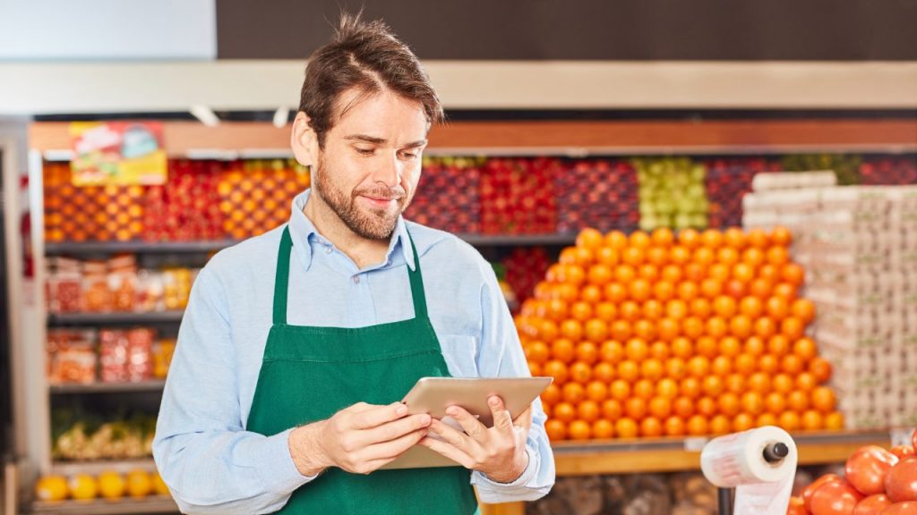How to Increase Retail Sales Through Mobile Device Management