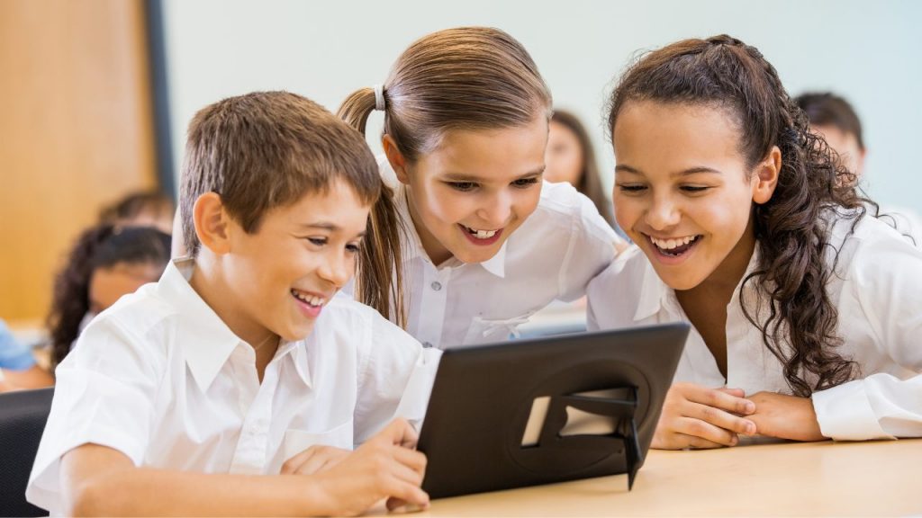 5 proven tips to remotely manage classroom devices with MDM
