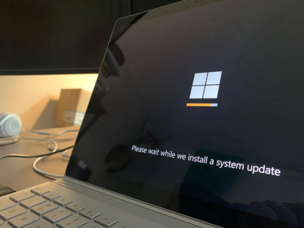 Please wait while we install a system update